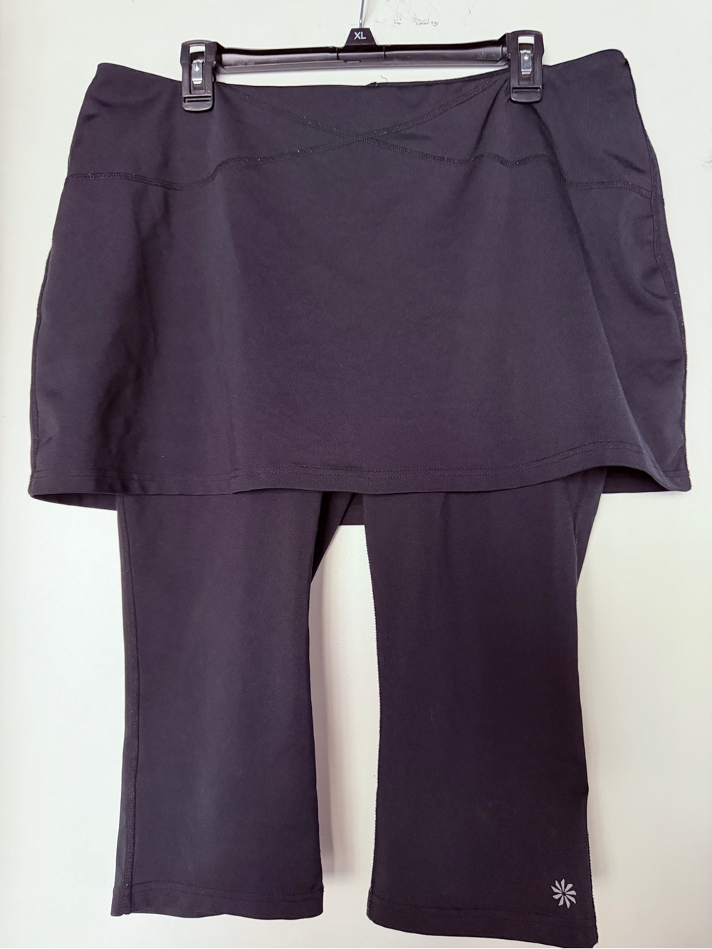 Athleta Black Activewear Skirted Capri, 1X
